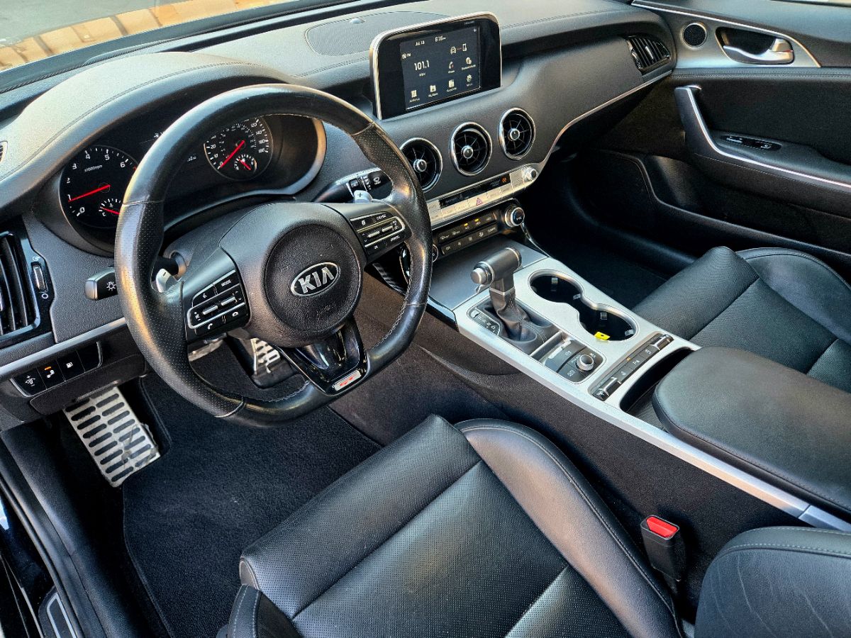 2020 Kia Stinger GT photo 15