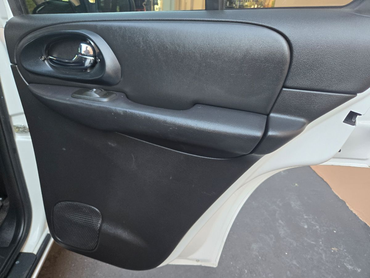 2006 Chevrolet Trailblazer LT photo 41