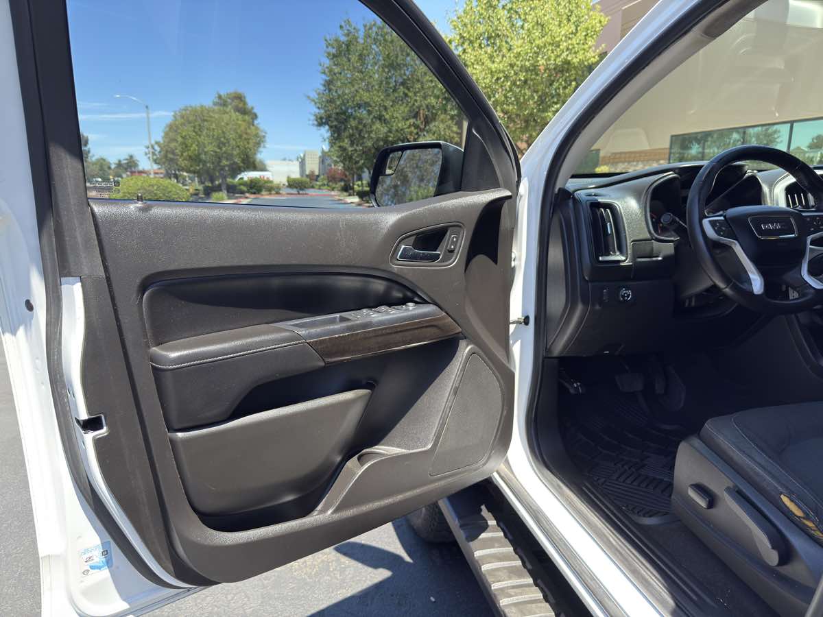 2015 Gmc Canyon SLE photo 28