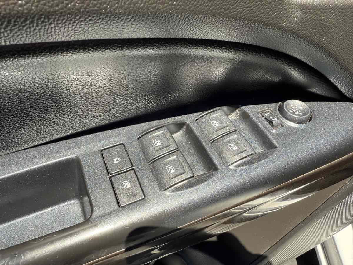 2015 Gmc Canyon SLE photo 30