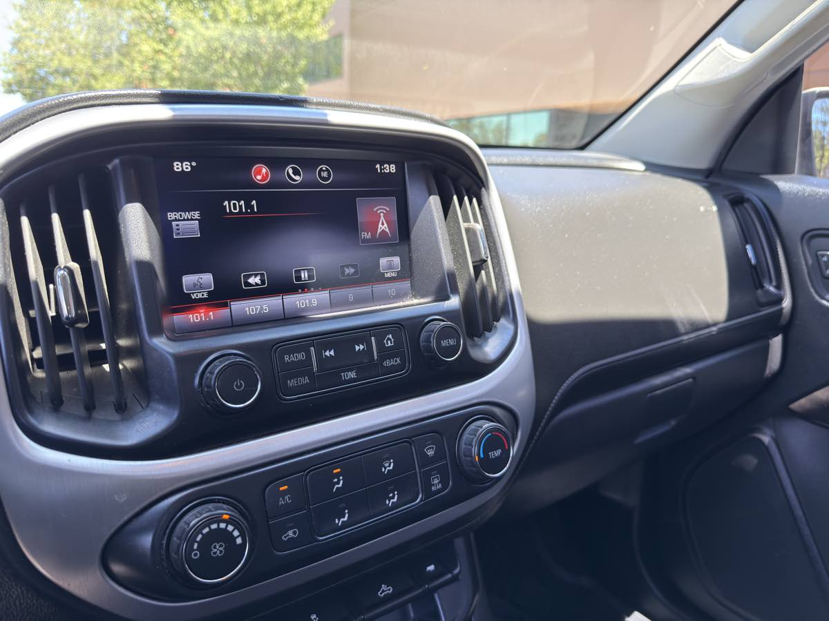 2015 Gmc Canyon SLE photo 39