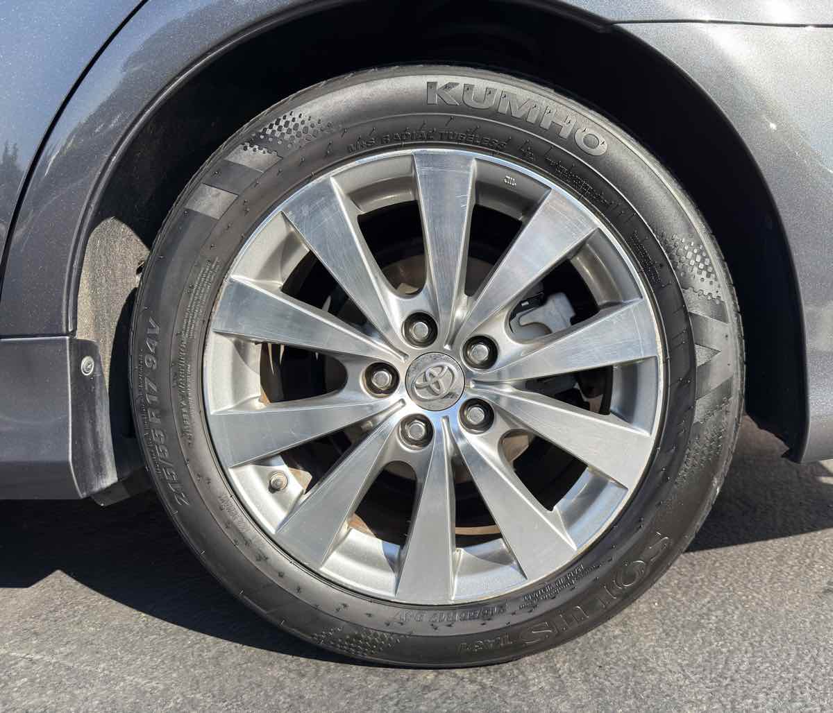 2011 Toyota Avalon photo 15