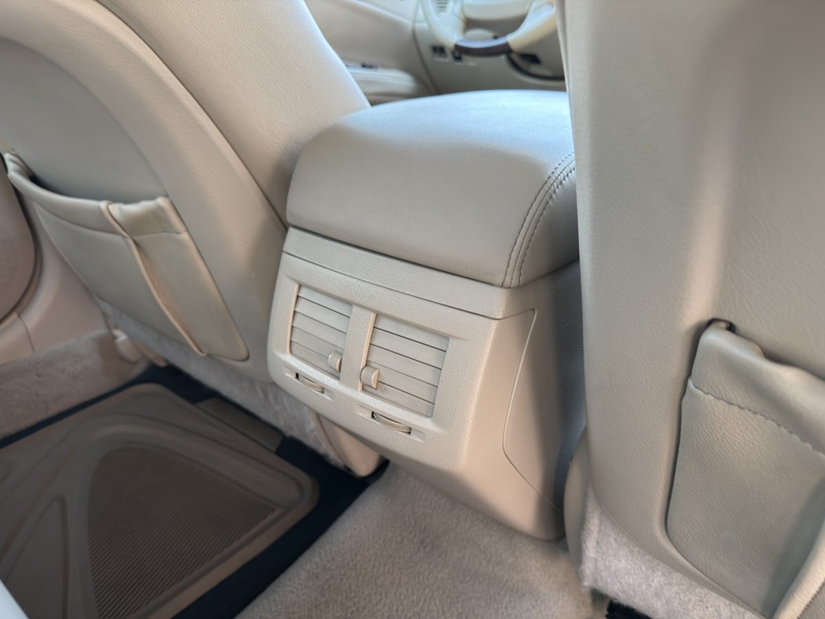 2011 Toyota Avalon photo 63
