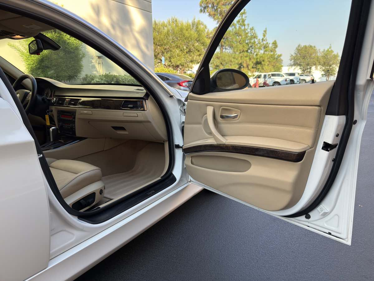 2006 BMW 3 Series 330i - Photo 47