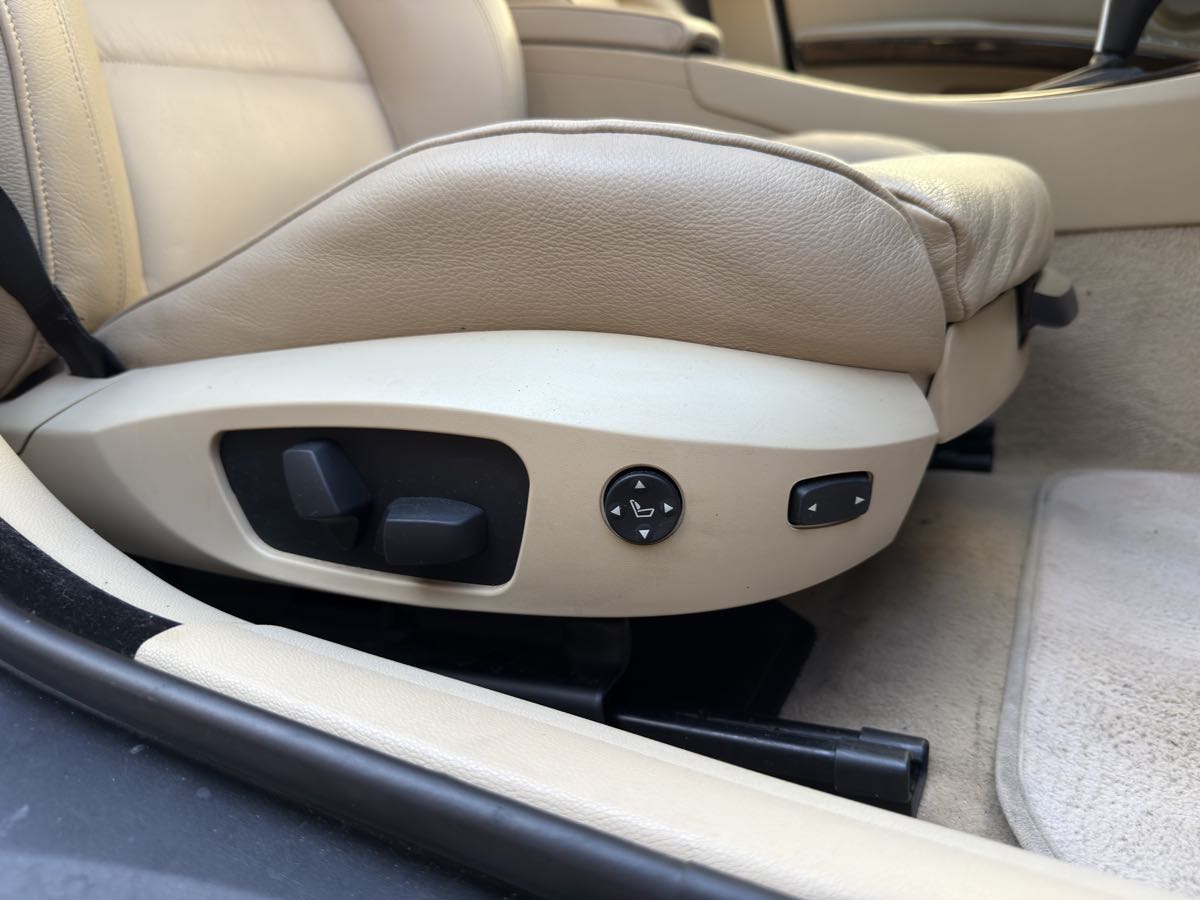 2006 BMW 3 Series 330i - Photo 51