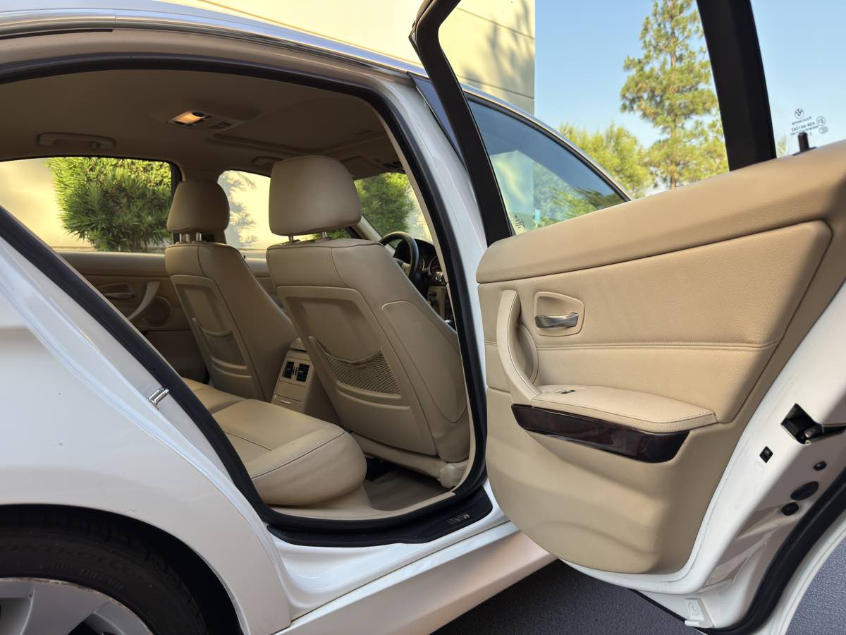 2006 BMW 3 Series 330i - Photo 54