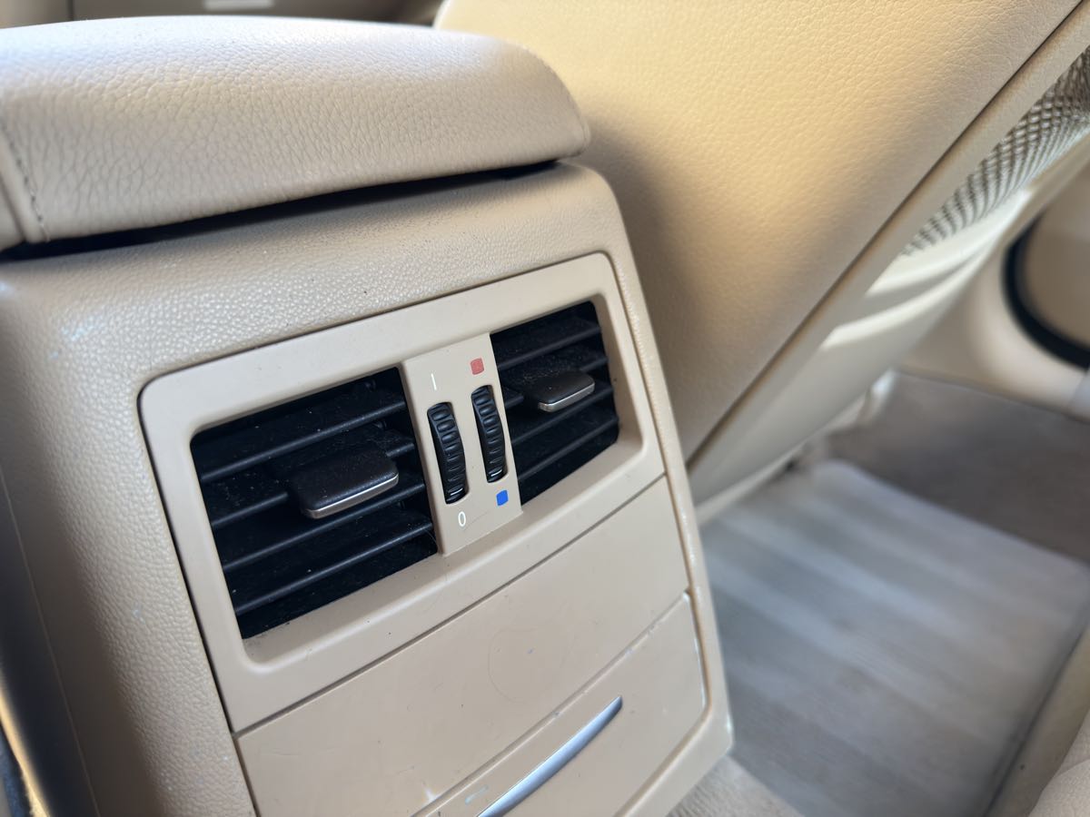 2006 BMW 3 Series 330i - Photo 62