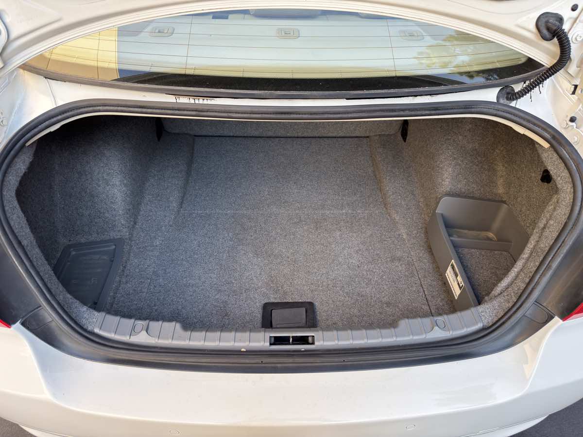 2006 BMW 3 Series 330i - Photo 63