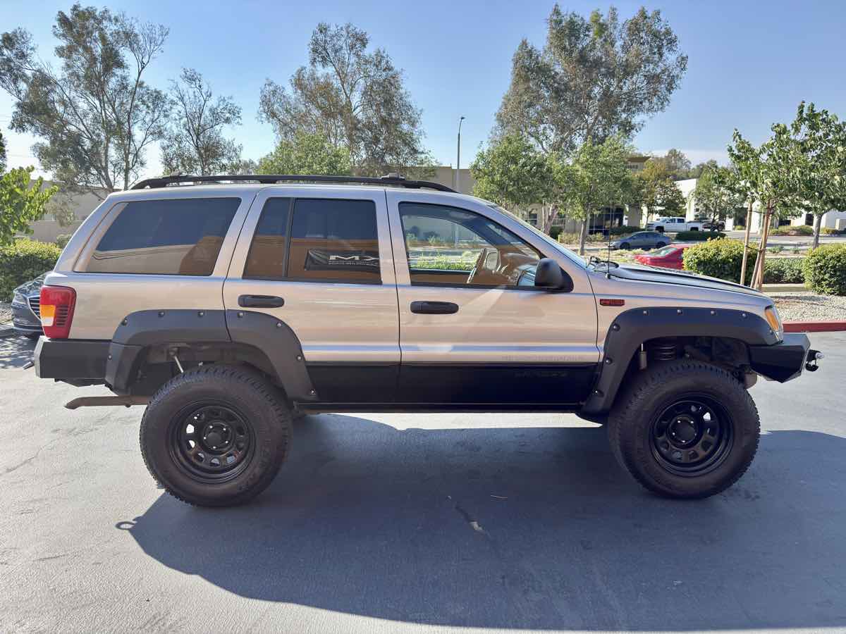 1999 Jeep Grand Cherokee Laredo photo 8