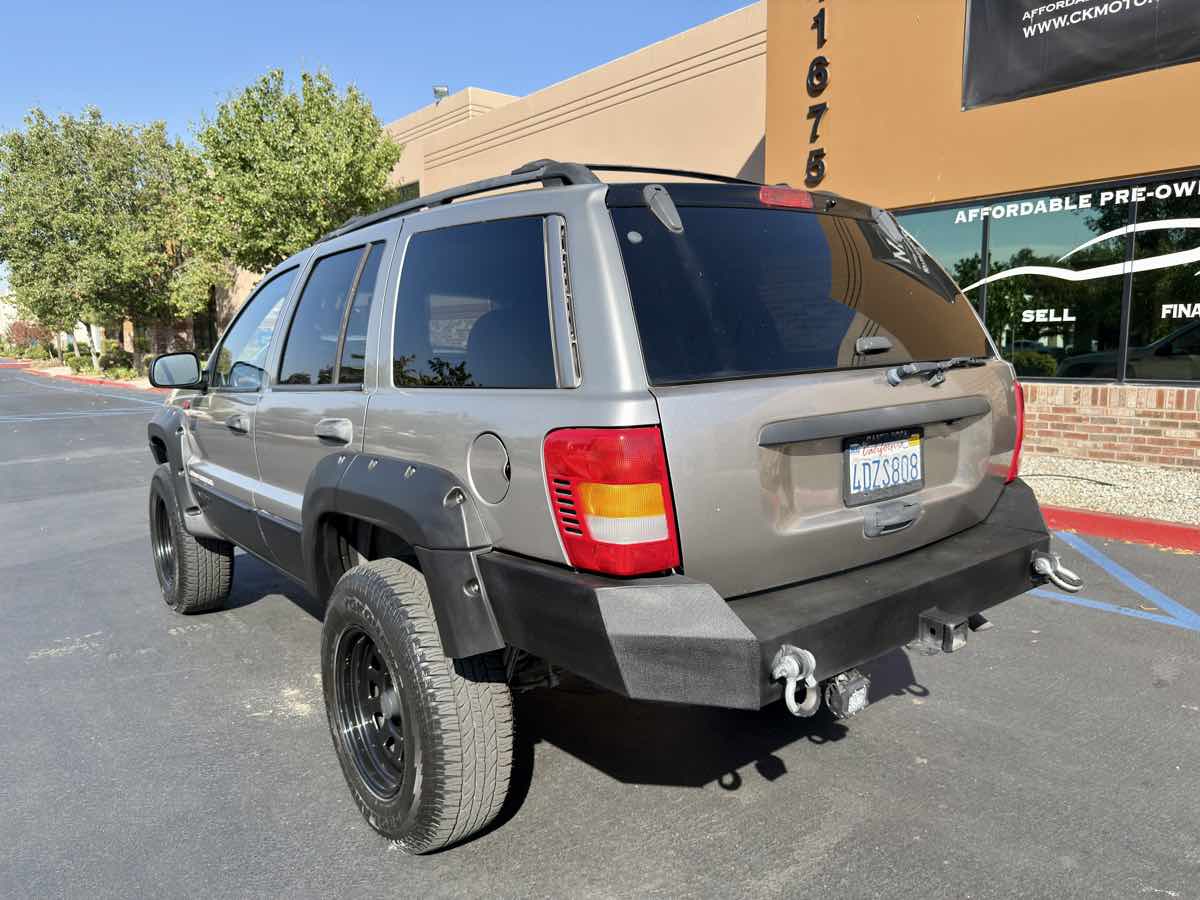 1999 Jeep Grand Cherokee Laredo photo 11