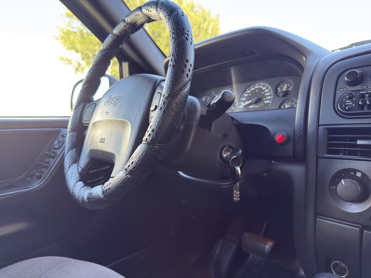 1999 Jeep Grand Cherokee LAREDO - Photo 40