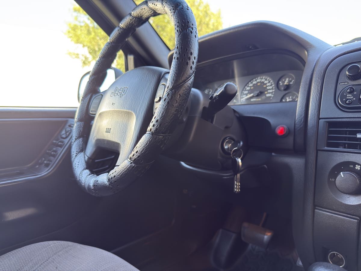 1999 Jeep Grand Cherokee LAREDO - Photo 41