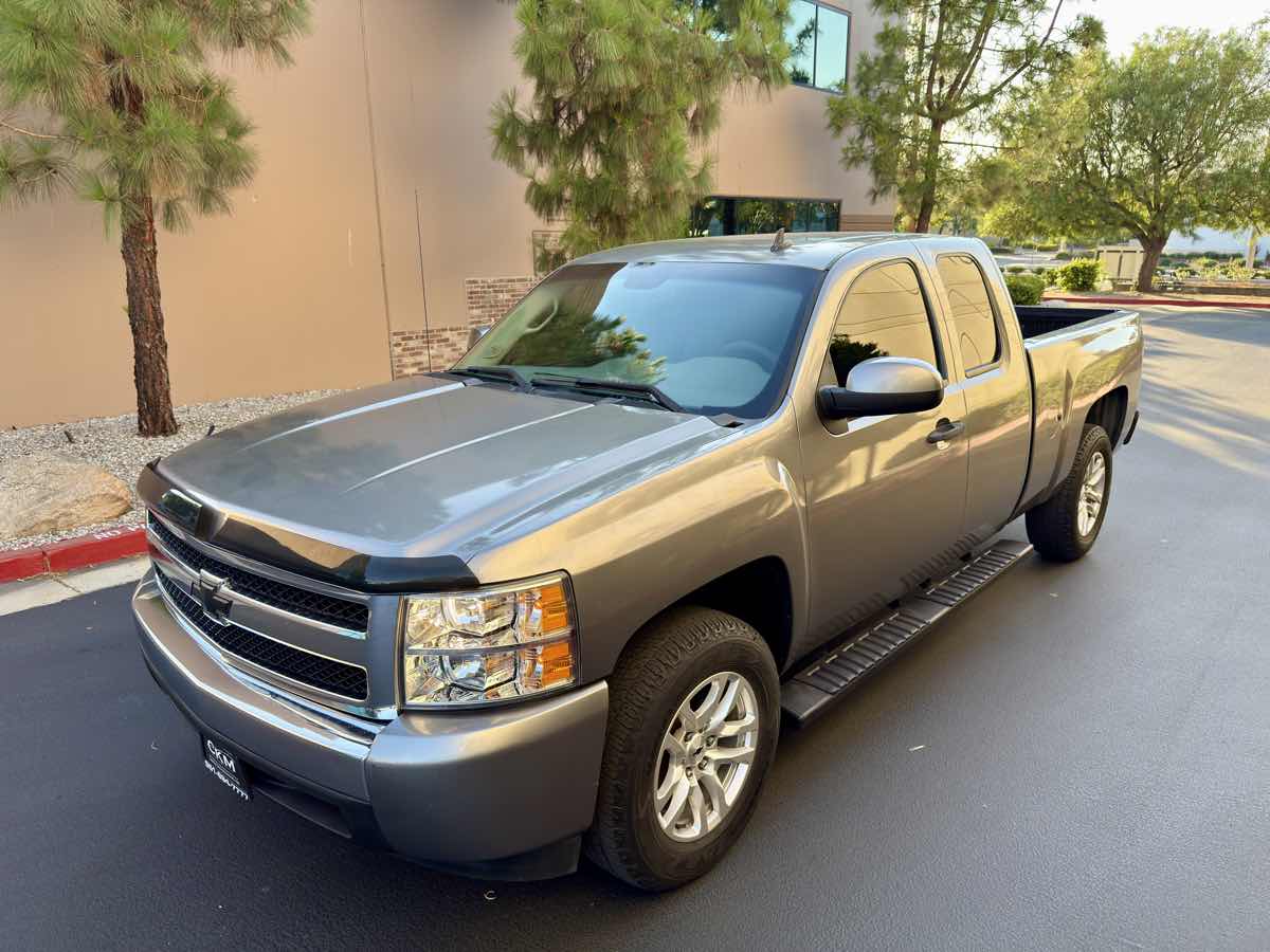 2008 Chevrolet Silverado 1500 Work Truck photo 5