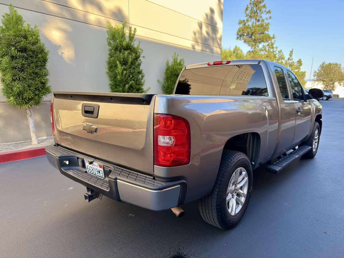 2008 Chevrolet Silverado 1500 Work Truck photo 10