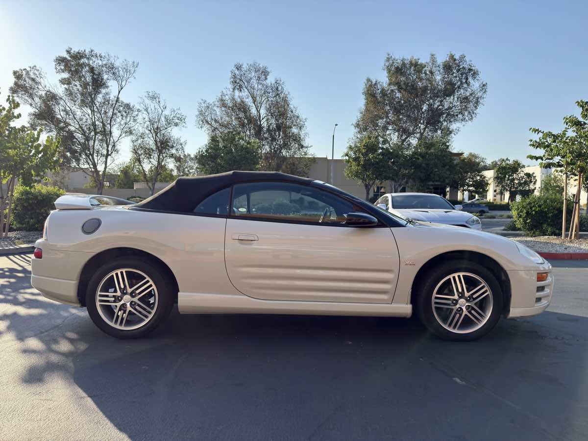 2003 Mitsubishi Eclipse GTS photo 7