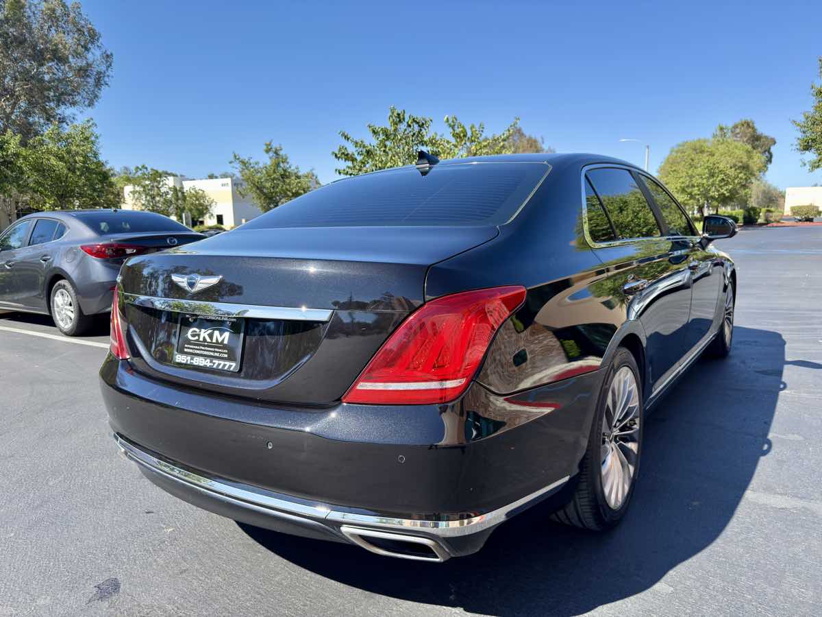 2018 Genesis G90 3.3T Premium photo 8