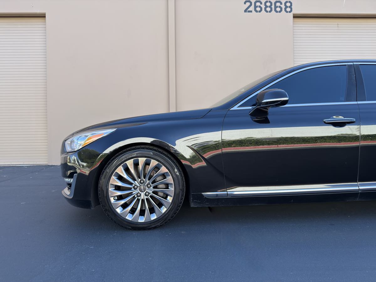 2018 Genesis G90 3.3T Premium photo 22