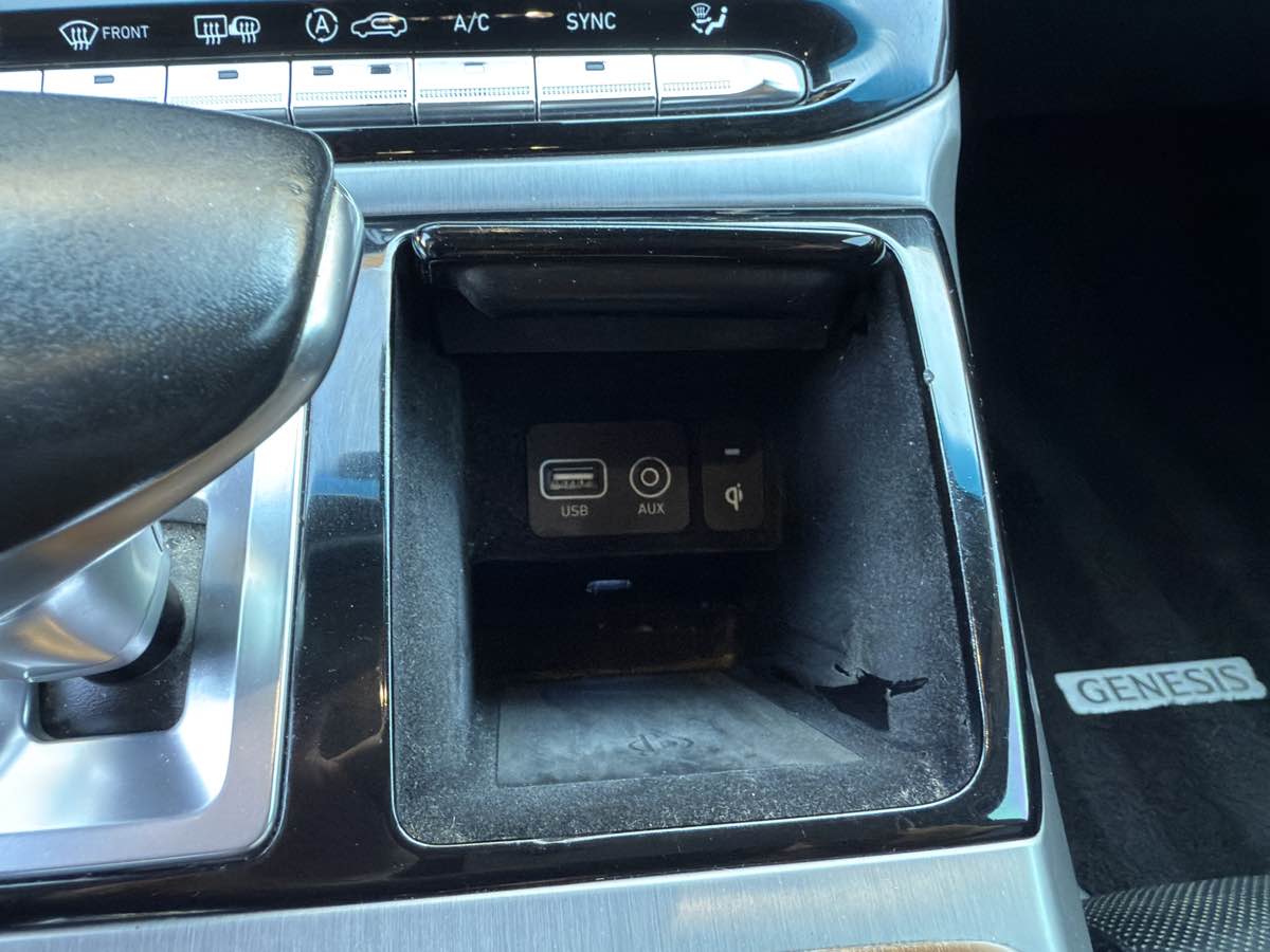 2018 Genesis G90 3.3T Premium photo 66