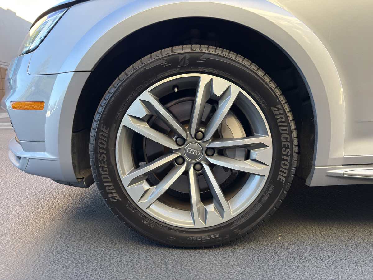 2018 Audi A4 Allroad Premium Plus photo 17