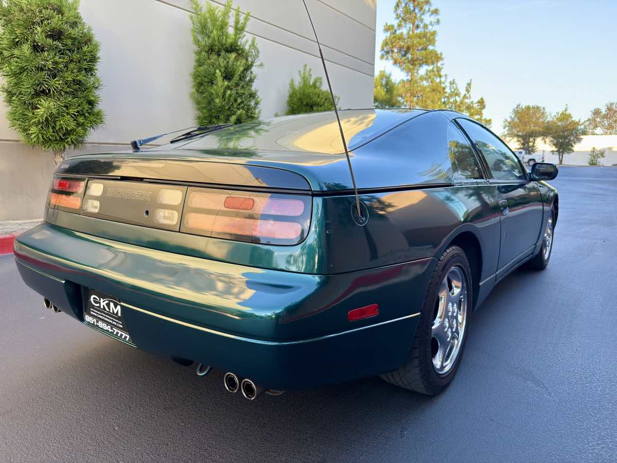 1995 Nissan 300ZX photo 17