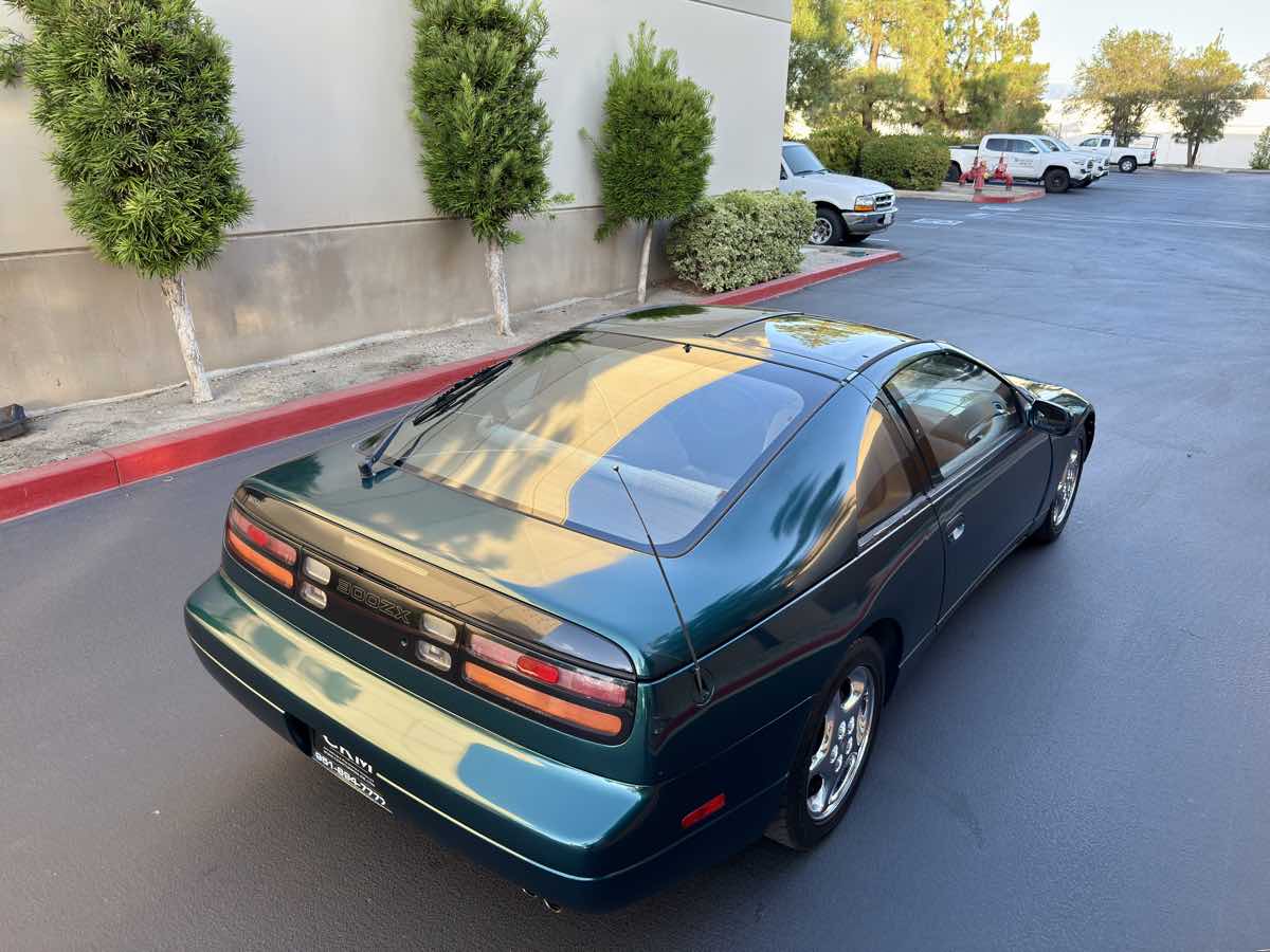 1995 Nissan 300ZX photo 18
