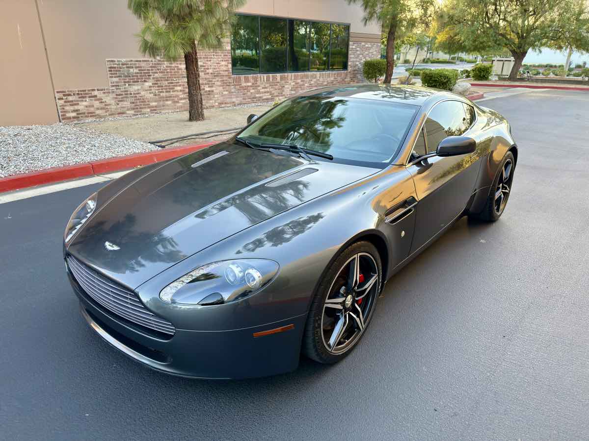 2006 Aston Martin Vantage photo 4