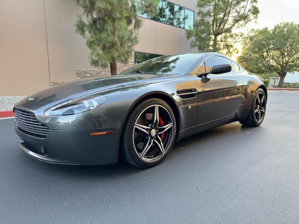 2006 Aston Martin Vantage photo 5