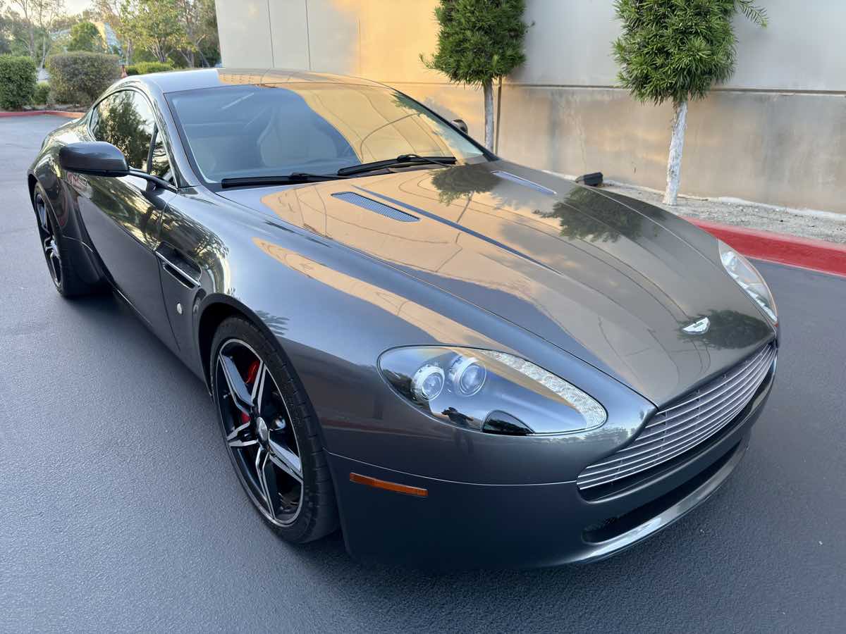 2006 Aston Martin Vantage photo 10