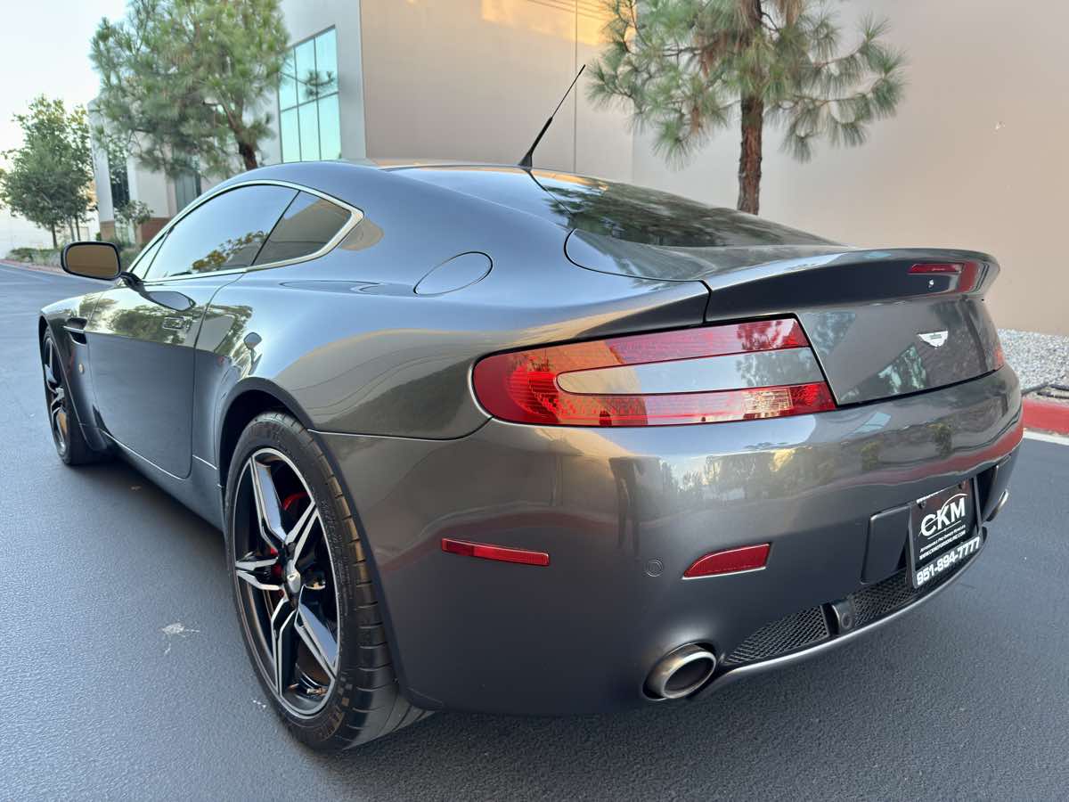 2006 Aston Martin Vantage photo 17