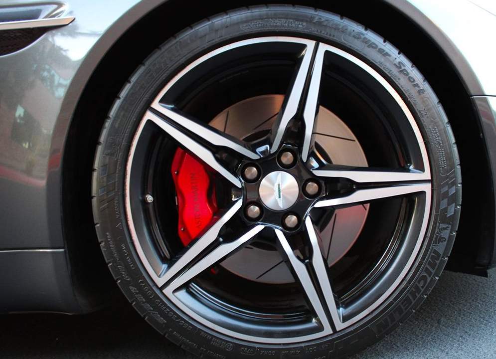 2006 Aston Martin Vantage photo 29