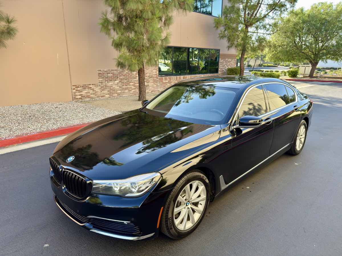 2016 Bmw 740i 7-series photo 3