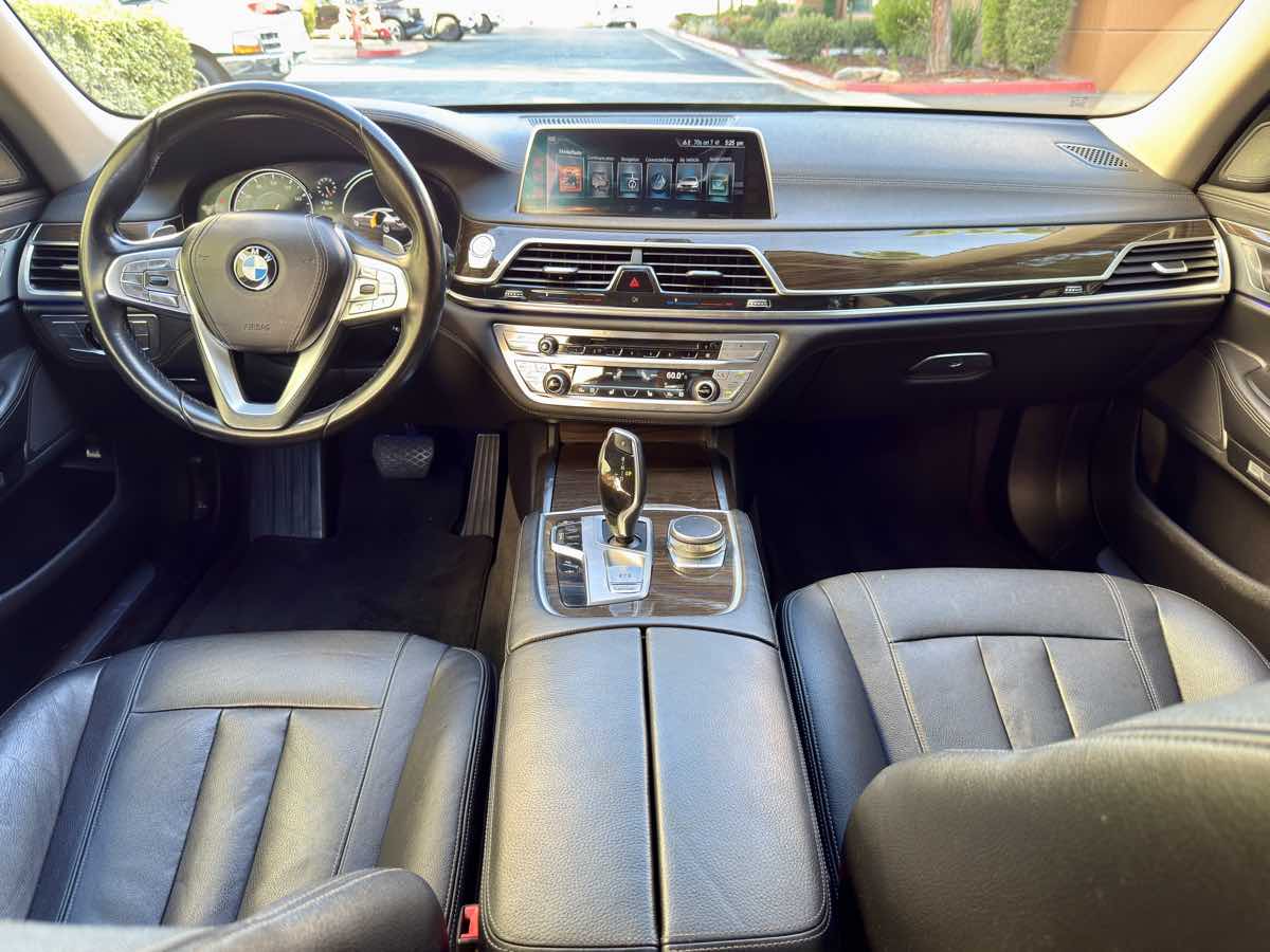 2016 Bmw 740i 7-series photo 17