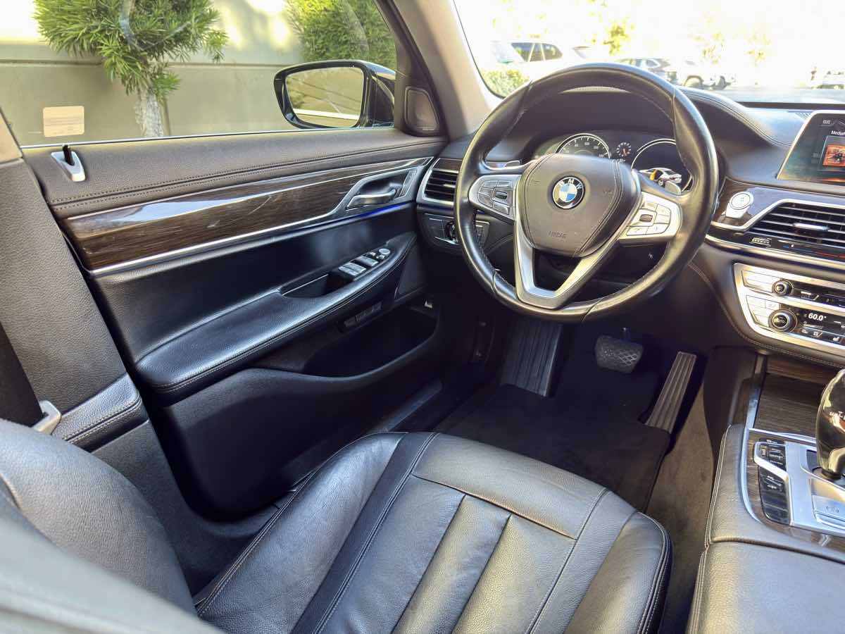 2016 Bmw 740i 7-series photo 18