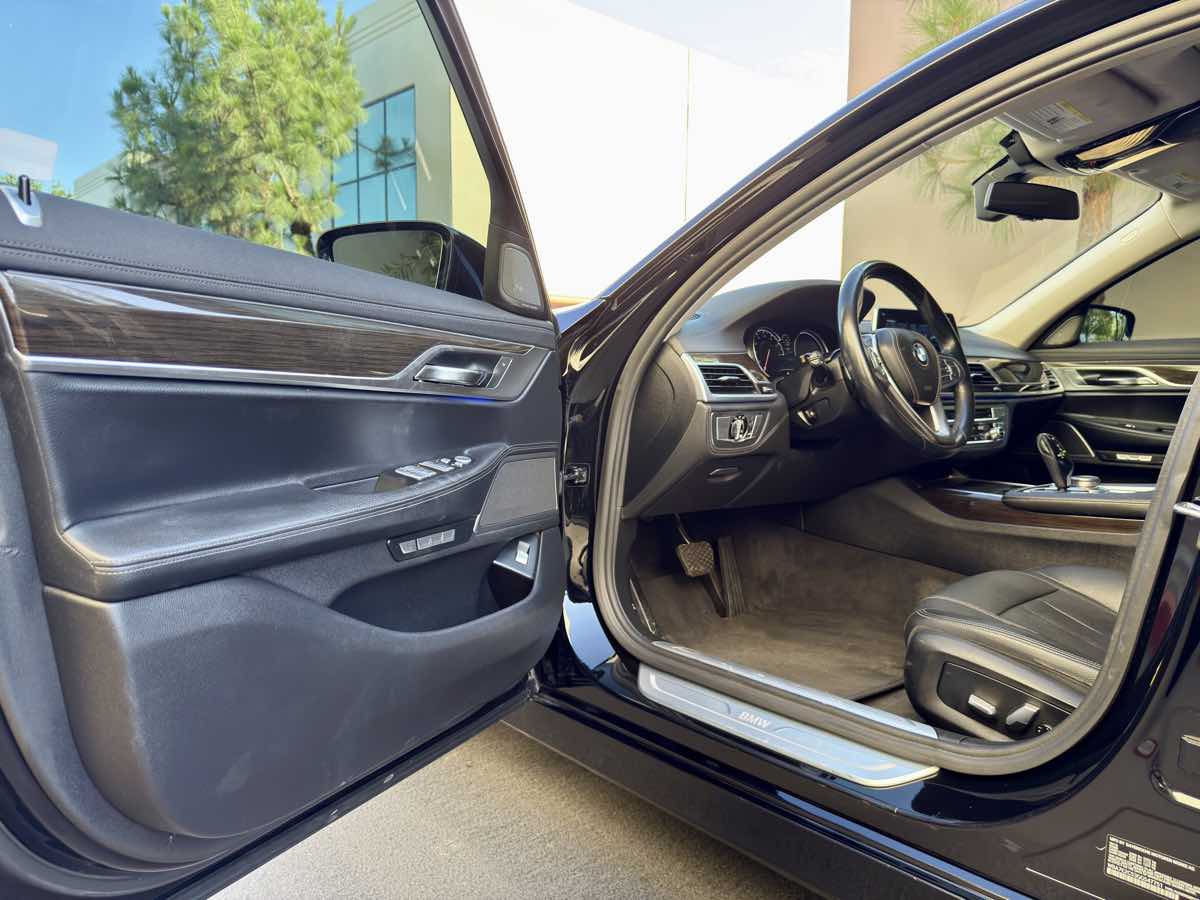 2016 Bmw 740i 7-series photo 28