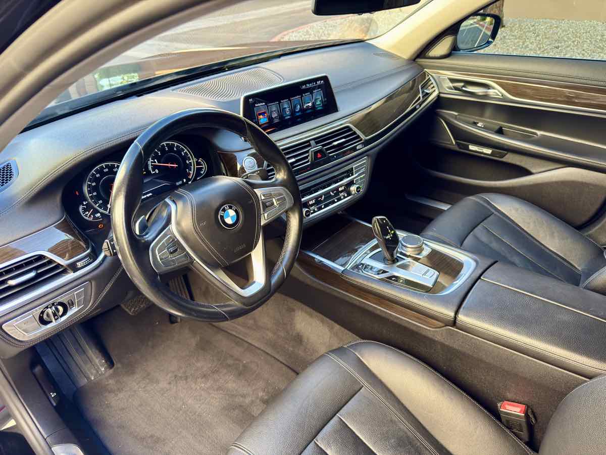 2016 Bmw 740i 7-series photo 36