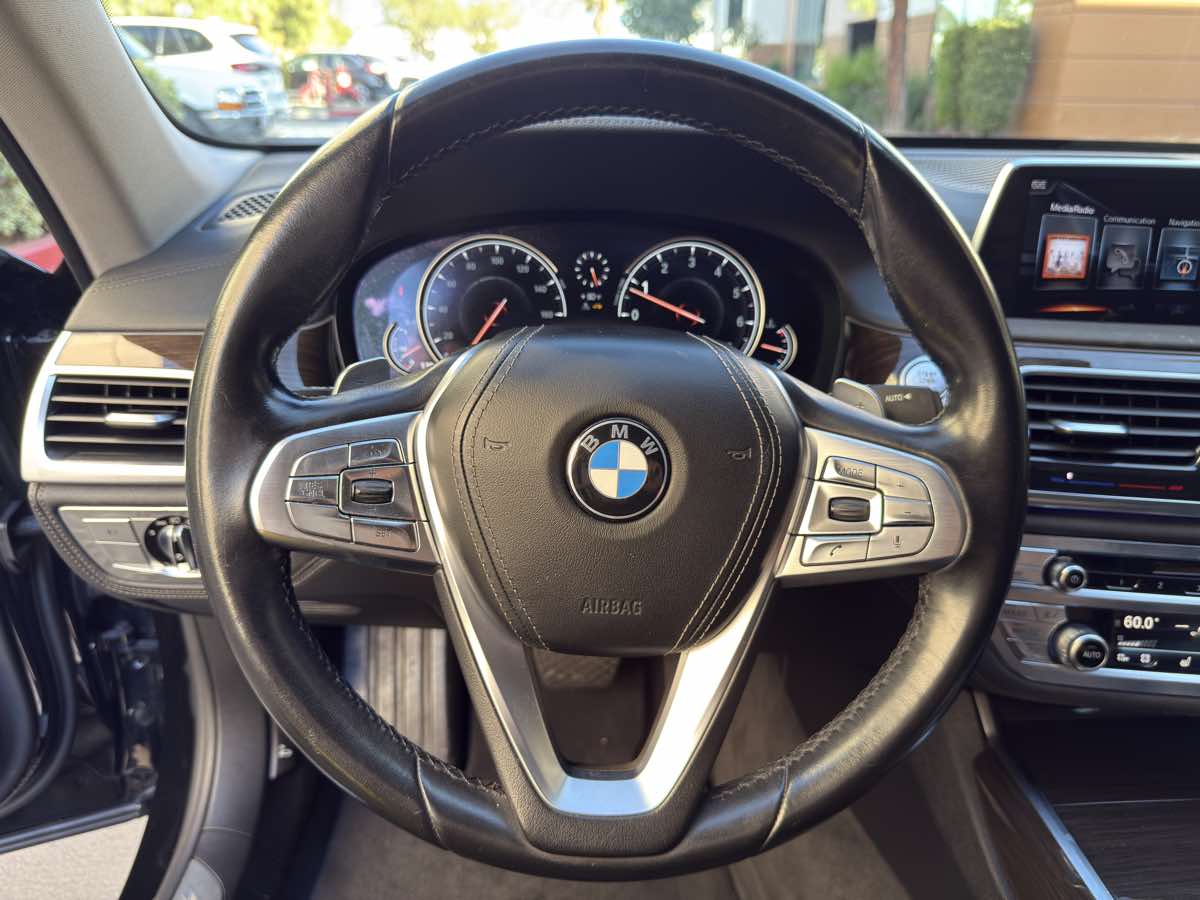2016 Bmw 740i 7-series photo 40
