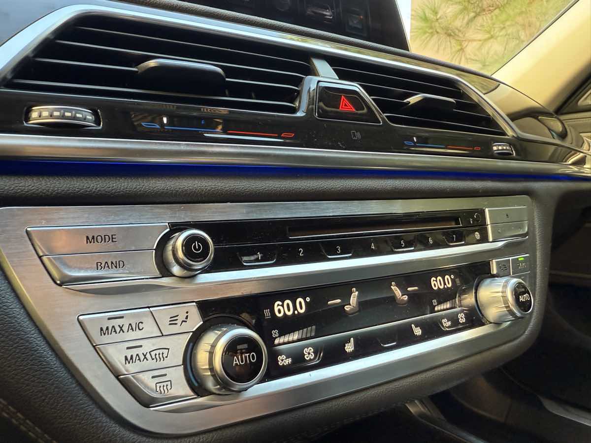 2016 Bmw 740i 7-series photo 45
