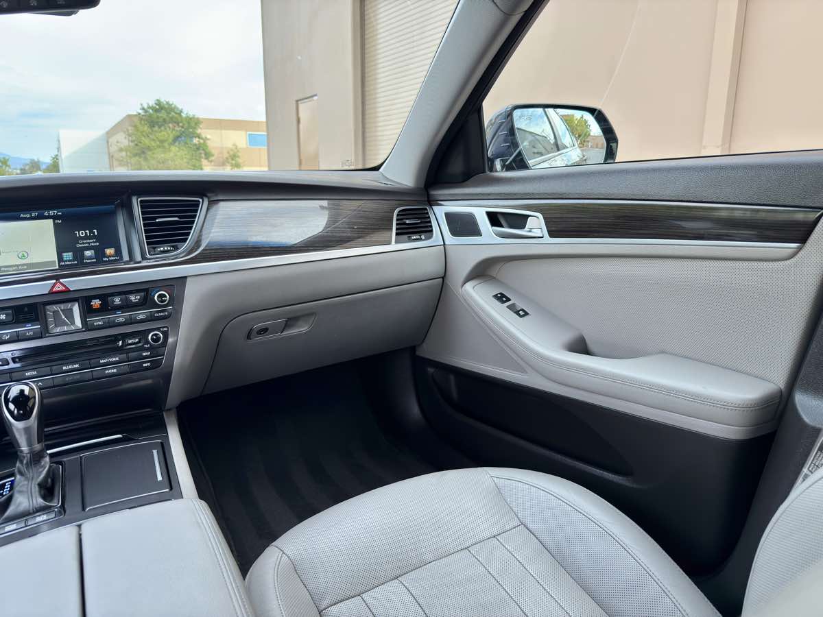 2017 Genesis G80 Premium 3.8 5.0 Ultimate photo 19