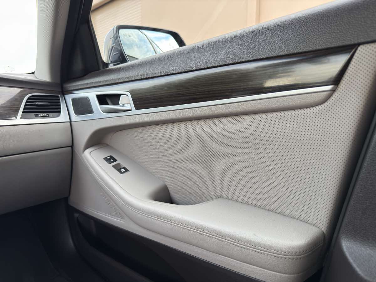 2017 Genesis G80 Premium 3.8 5.0 Ultimate photo 23