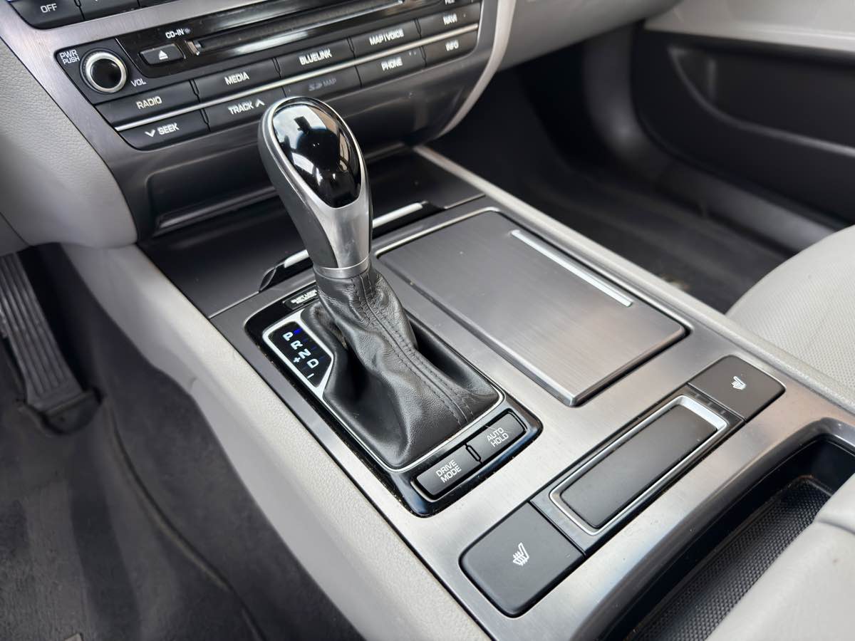 2017 Genesis G80 Premium 3.8 5.0 Ultimate photo 28