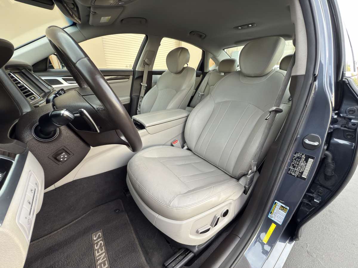 2017 Genesis G80 Premium 3.8 5.0 Ultimate photo 34