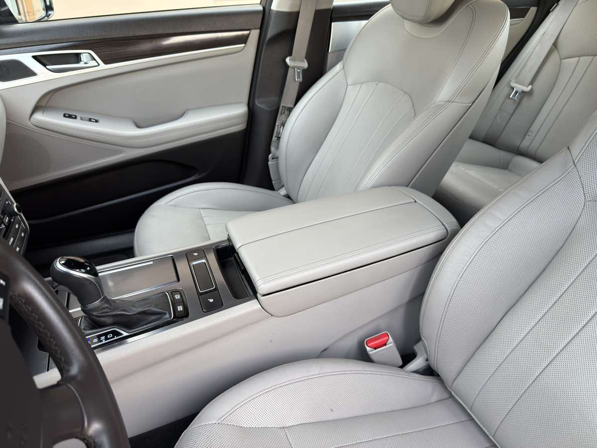 2017 Genesis G80 Premium 3.8 5.0 Ultimate photo 36