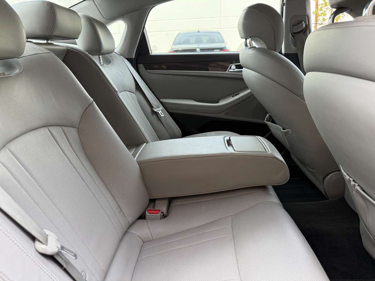 2017 Genesis G80 Premium 3.8 5.0 Ultimate photo 57