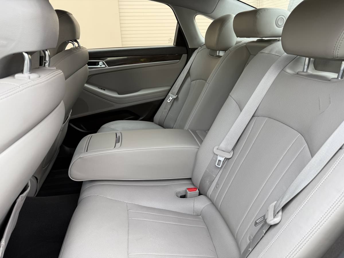 2017 Genesis G80 Premium 3.8 5.0 Ultimate photo 59