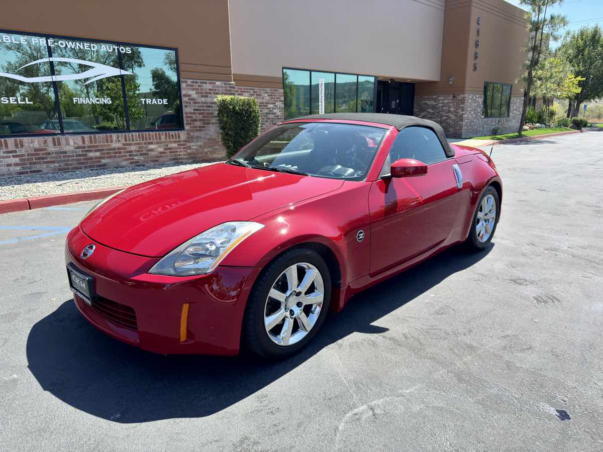 2005 Nissan 350Z Touring photo 47