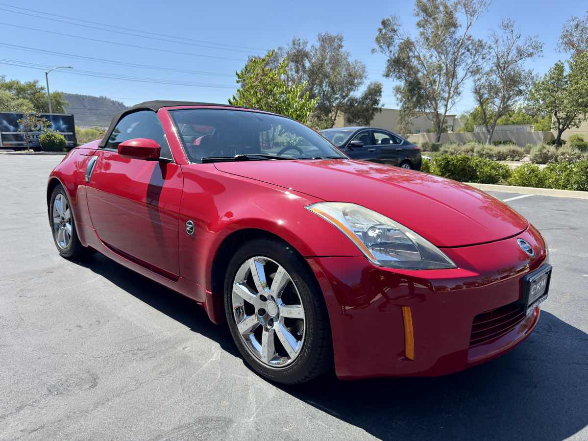 2005 Nissan 350Z Touring photo 48