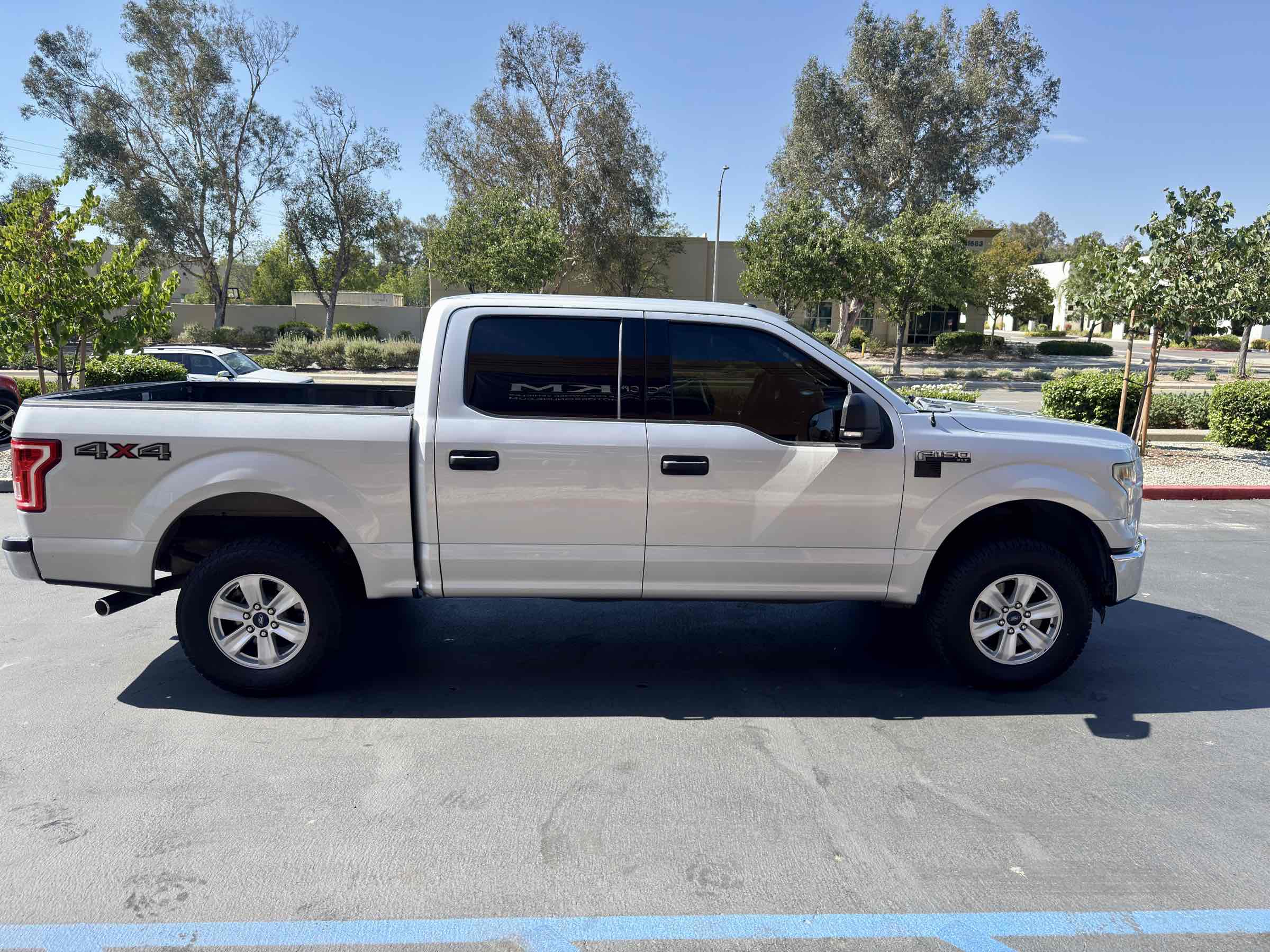 2015 Ford F-150 XLT photo 5