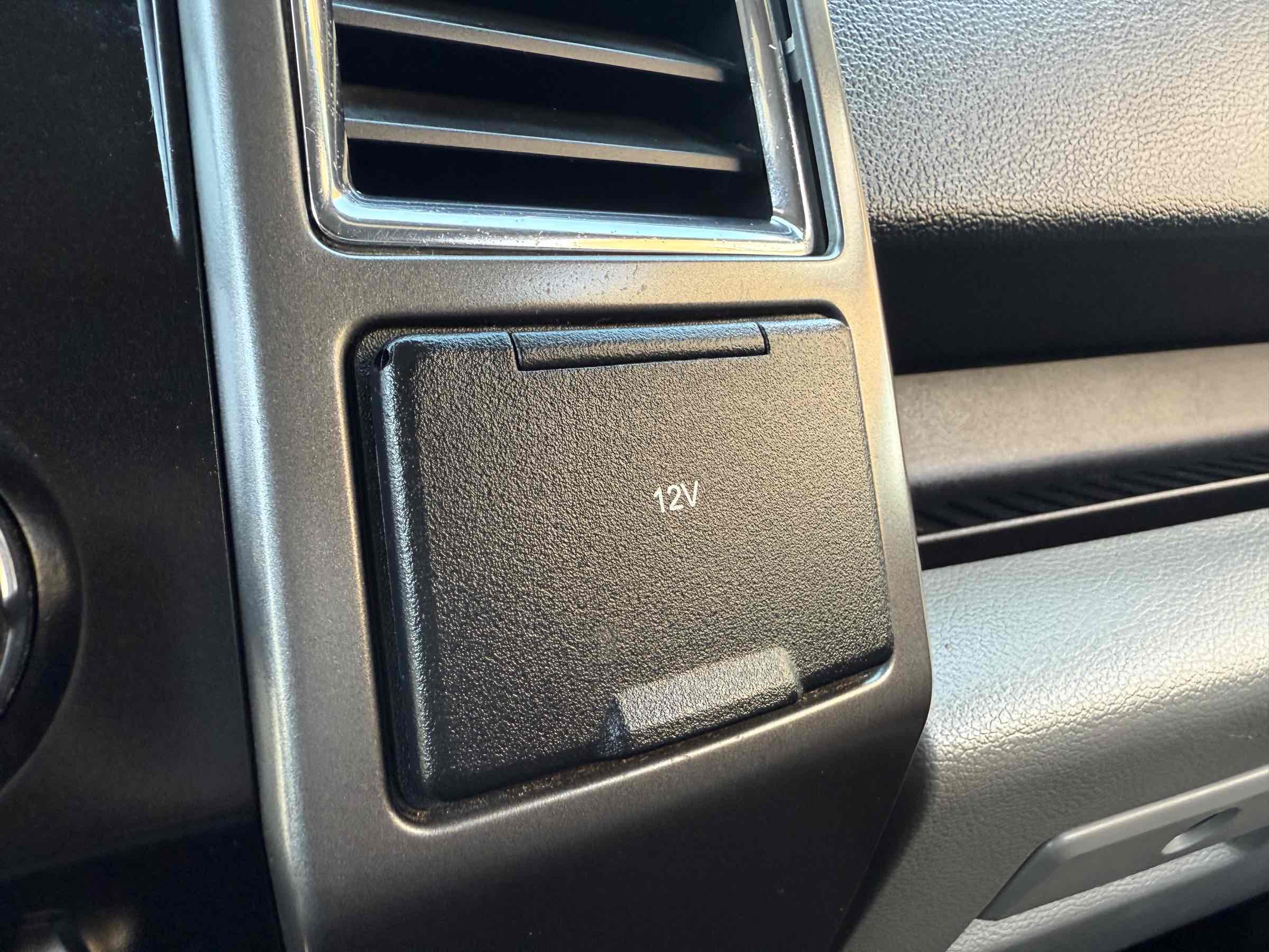 2015 Ford F-150 XLT photo 40