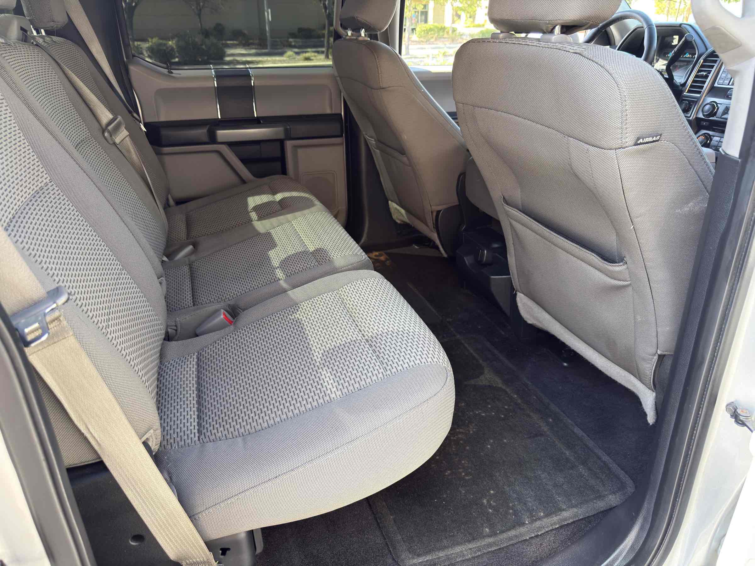 2015 Ford F-150 XLT photo 51