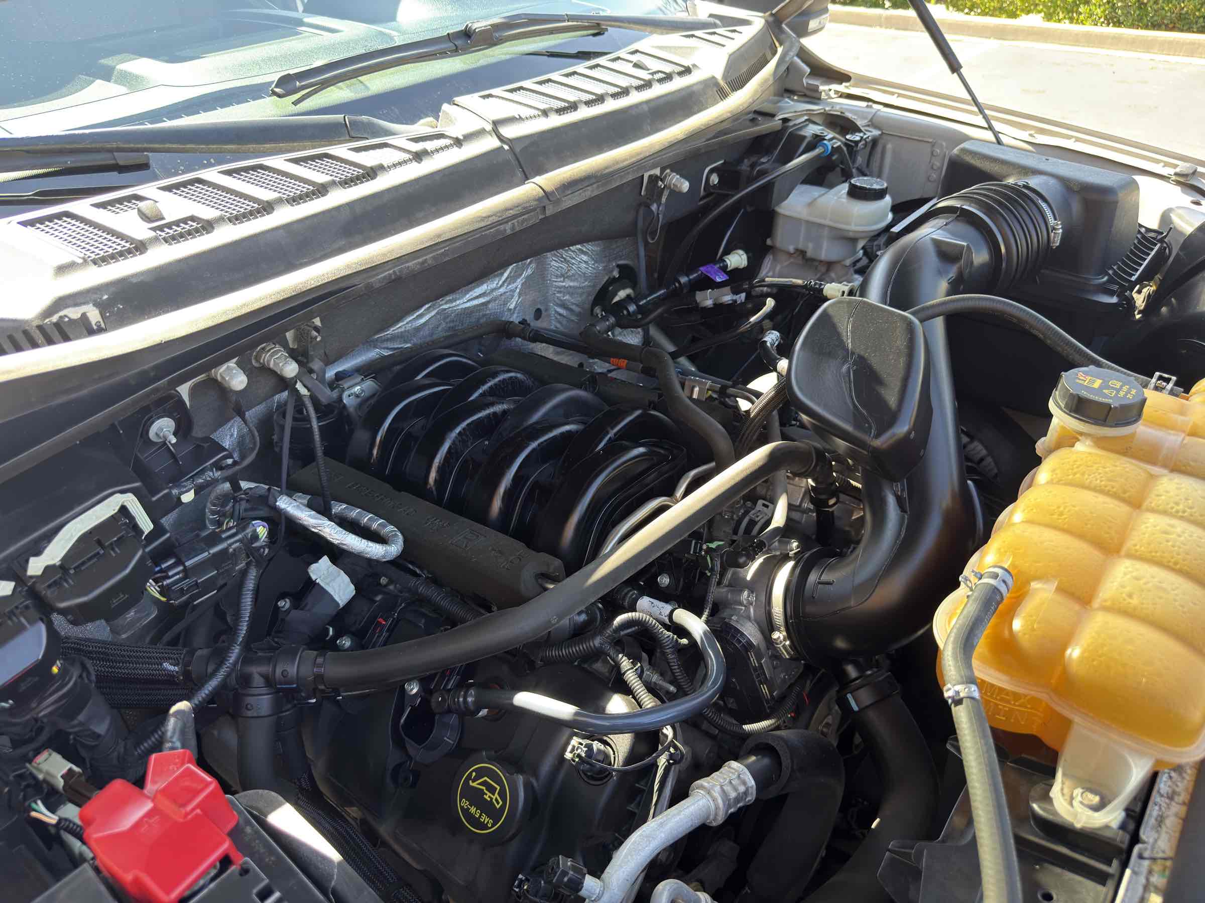 2015 Ford F-150 XLT photo 57